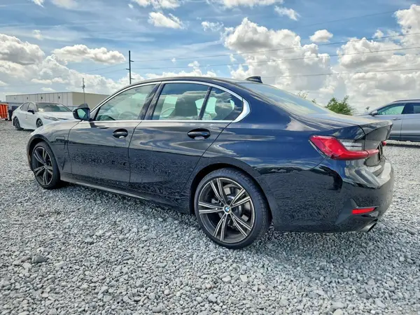 3MW5P7J0XM8B95073 2021 BMW 3ER - Image 2