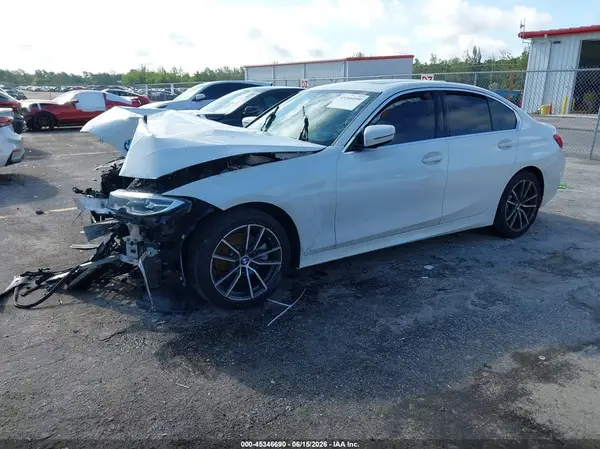 3MW5R1J00L8B23028 2020 BMW 3ER - Image 2
