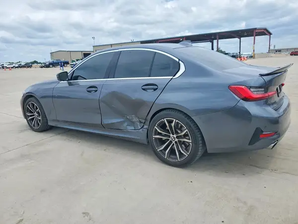 3MW5R1J00L8B45563 2020 BMW 3ER - Image 2