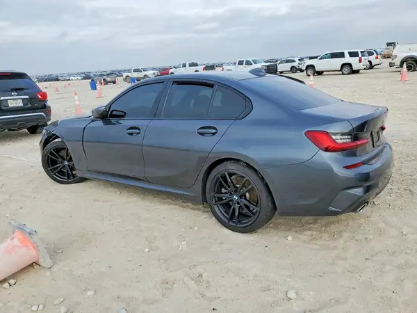 3MW5R1J00M8B82596 2021 BMW 3ER - Image 2