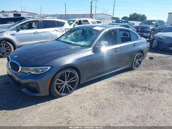 3MW5R1J01L8B09090 2020 BMW 3ER - Image 2