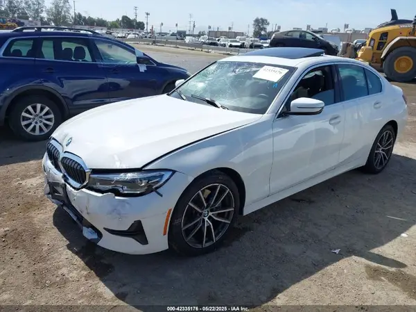 3MW5R1J01L8B10868 2020 BMW 3ER - Image 2