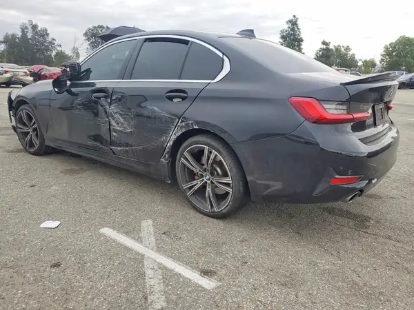 3MW5R1J01L8B12619 2020 BMW 3ER - Image 2