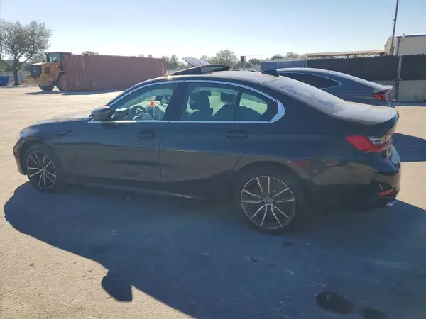 3MW5R1J01L8B35169 2020 BMW 3ER - Image 2