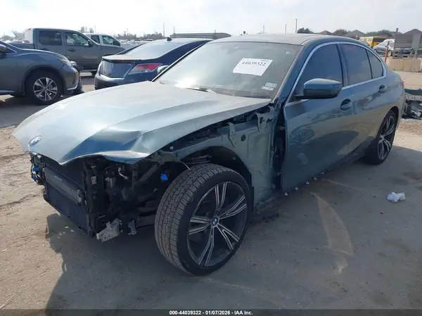 3MW5R1J01M8B62017 2021 BMW 3ER - Image 2