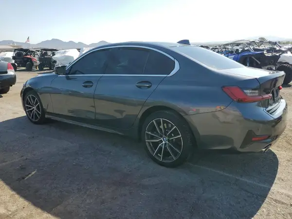 3MW5R1J01M8C01687 2021 BMW 3ER - Image 2