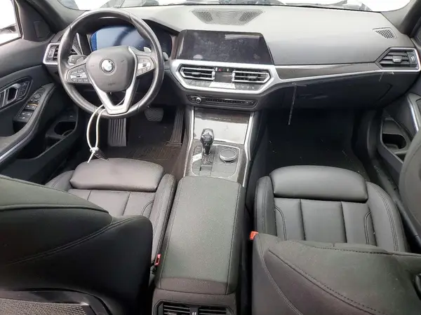 3MW5R1J02L8B04447 2020 BMW 3ER - Image 8