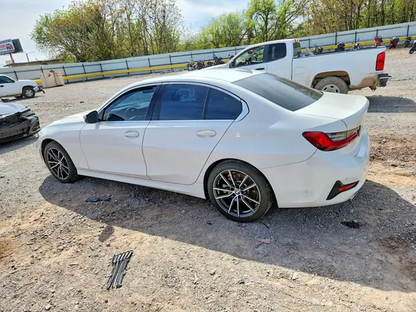 3MW5R1J02L8B15187 2020 BMW 3ER - Image 2
