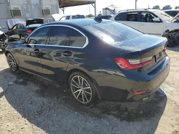 3MW5R1J02L8B28179 2020 BMW 3ER - Image 2