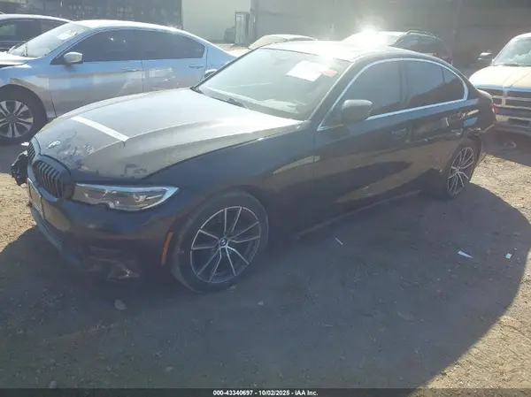 3MW5R1J02L8B44981 2020 BMW 3ER - Image 2