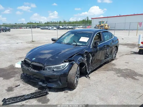 3MW5R1J02L8B45354 2020 BMW 3ER - Image 2