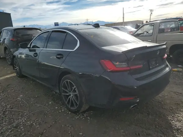 3MW5R1J02M8B53536 2021 BMW 3ER - Image 2