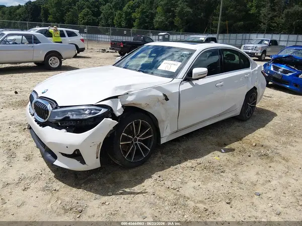 3MW5R1J03L8B20088 2020 BMW 3ER - Image 2