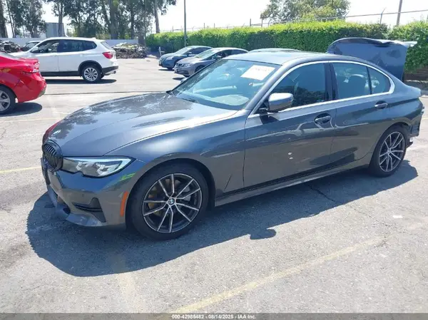 3MW5R1J03L8B26182 2020 BMW 3ER - Image 2