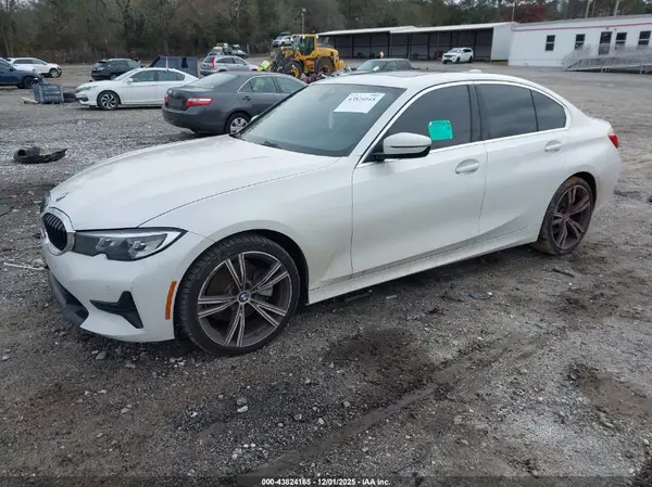 3MW5R1J03L8B26439 2020 BMW 3ER - Image 2