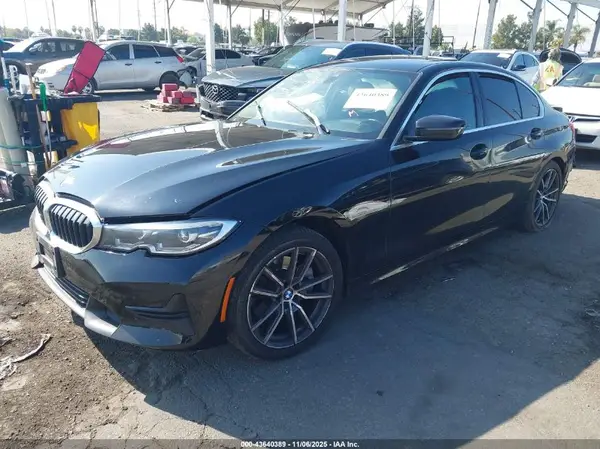 3MW5R1J03L8B30586 2020 BMW 3ER - Image 2