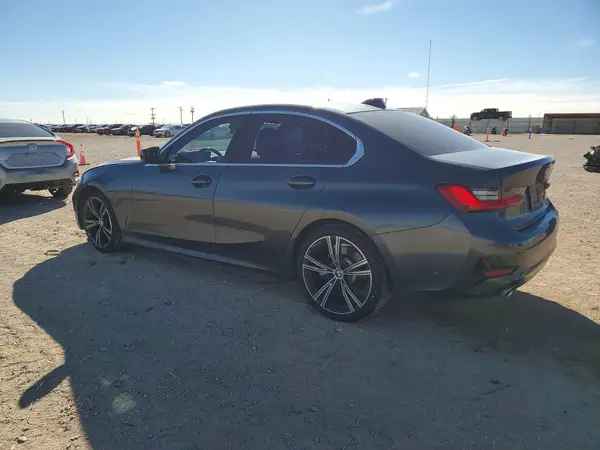 3MW5R1J03L8B33665 2020 BMW 3ER - Image 2