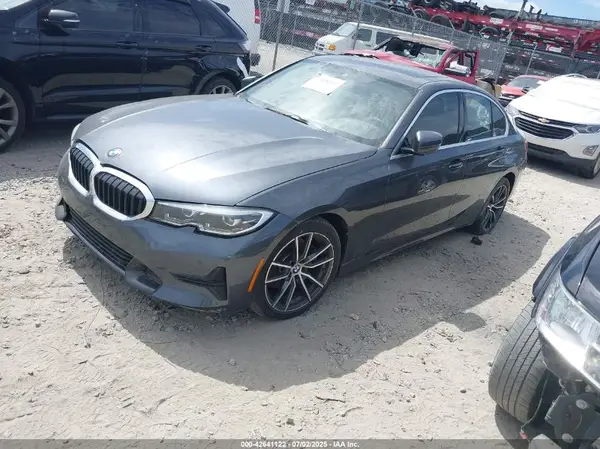 3MW5R1J03L8B38333 2020 BMW 3ER - Image 2