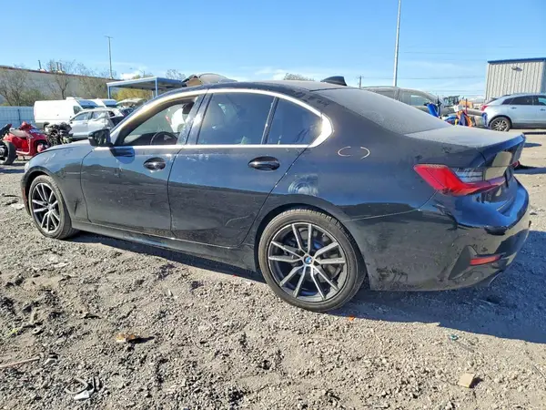3MW5R1J03M8B51603 2021 BMW 3ER - Image 2