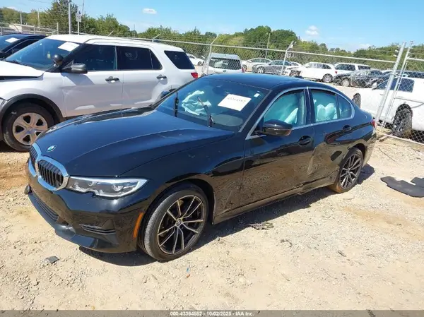 3MW5R1J03M8B73097 2021 BMW 3ER - Image 2