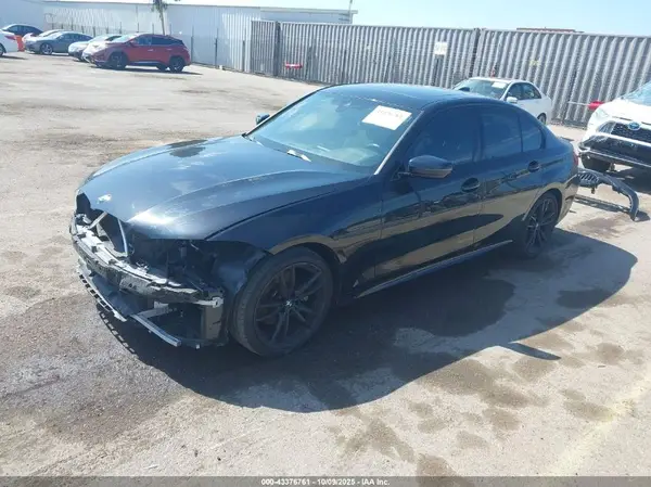 3MW5R1J03M8B91972 2021 BMW 3ER - Image 2