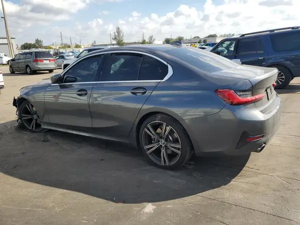3MW5R1J03M8B93432 2021 BMW 3ER - Image 2