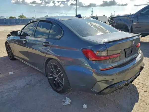 3MW5R1J03M8C00136 2021 BMW 3ER - Image 2