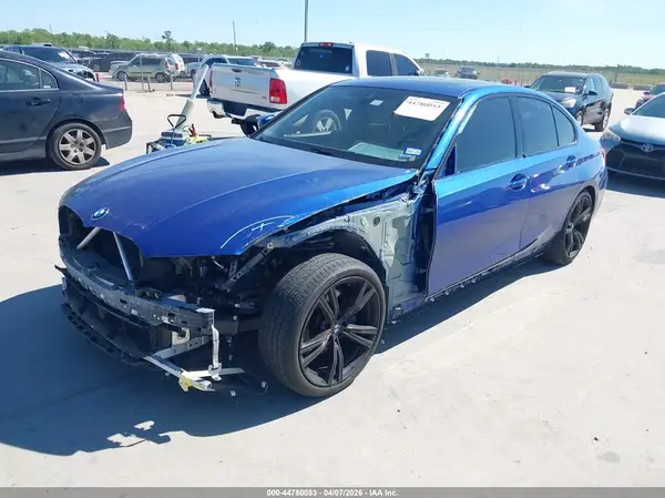 3MW5R1J03M8C01951 2021 BMW 3ER - Image 2