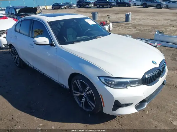 3MW5R1J03M8C06793 2021 BMW 3ER - Image 1