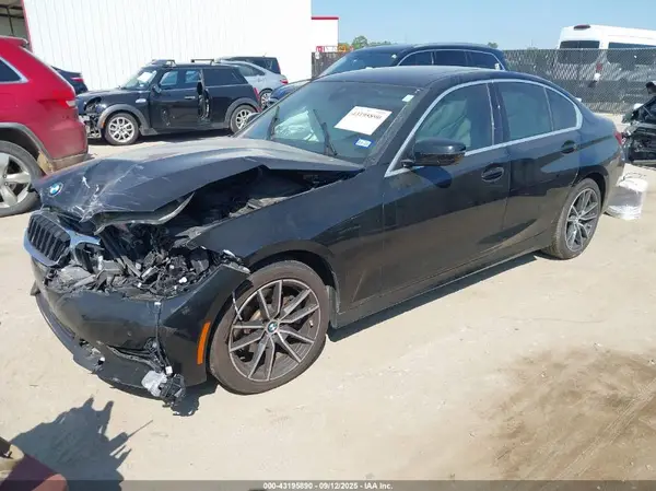 3MW5R1J04L8B05664 2020 BMW 3ER - Image 2