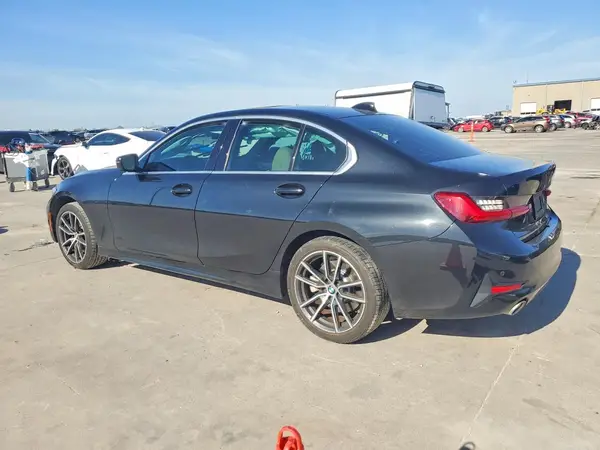 3MW5R1J04L8B11335 2020 BMW 3ER - Image 2