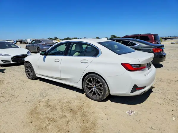 3MW5R1J04L8B15398 2020 BMW 3ER - Image 2