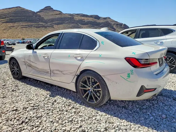 3MW5R1J04L8B24649 2020 BMW 3ER - Image 2