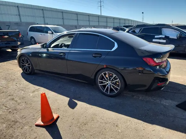 3MW5R1J04L8B30046 2020 BMW 3ER - Image 2
