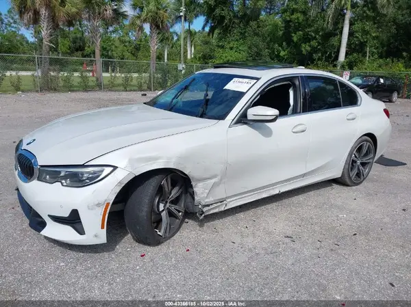 3MW5R1J04L8B34579 2020 BMW 3ER - Image 2