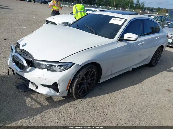 3MW5R1J04L8B36039 2020 BMW 3ER - Image 2