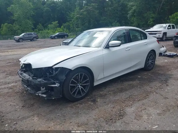 3MW5R1J04L8B38163 2020 BMW 3ER - Image 2