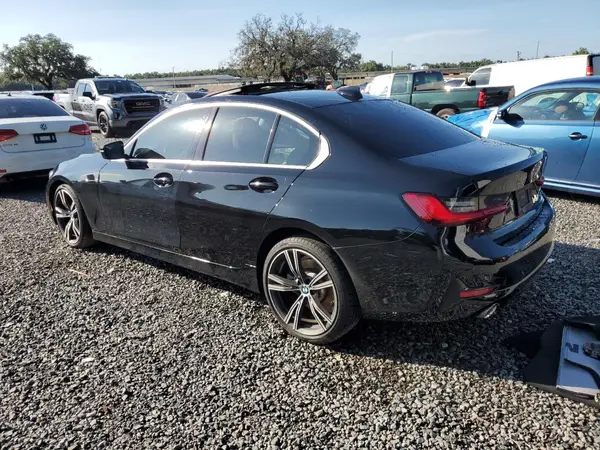 3MW5R1J04M8B54574 2021 BMW 3ER - Image 2