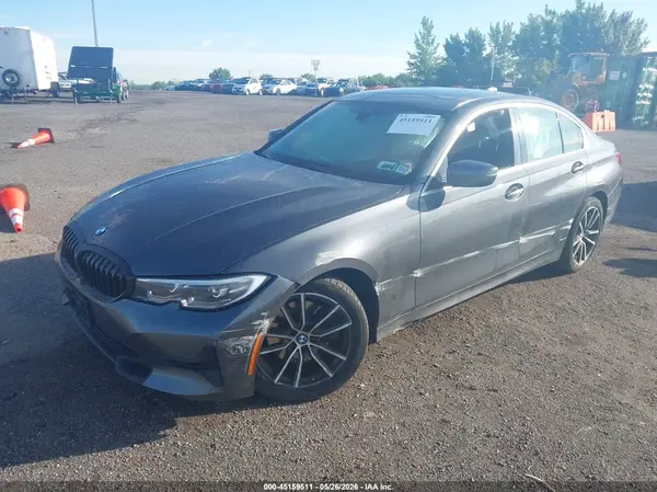 3MW5R1J04M8B70242 2021 BMW 3ER - Image 2