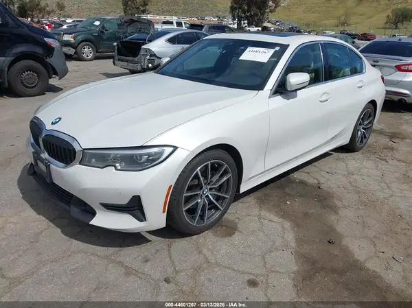 3MW5R1J04M8B70869 2021 BMW 3ER - Image 2