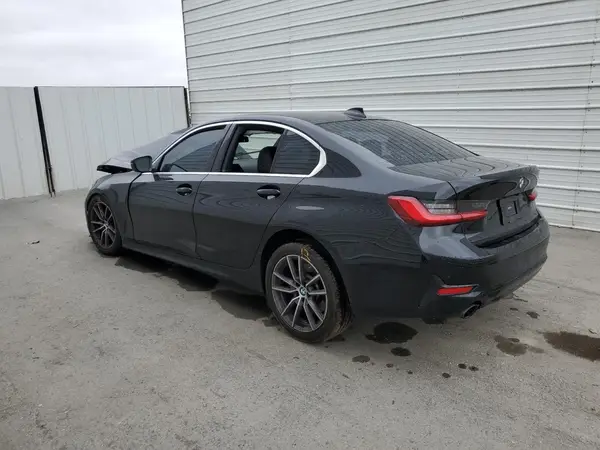 3MW5R1J04M8B99885 2021 BMW 3ER - Image 2