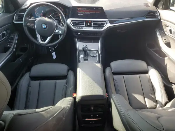 3MW5R1J04M8C01585 2021 BMW 3ER - Image 8