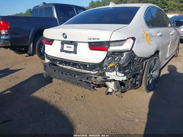 2021 BMW 3 Series auction photo 6