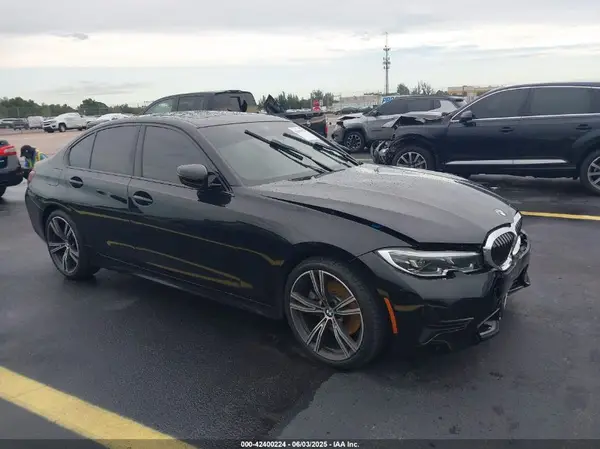 3MW5R1J04N8C43708 2022 BMW 3ER - Image 1