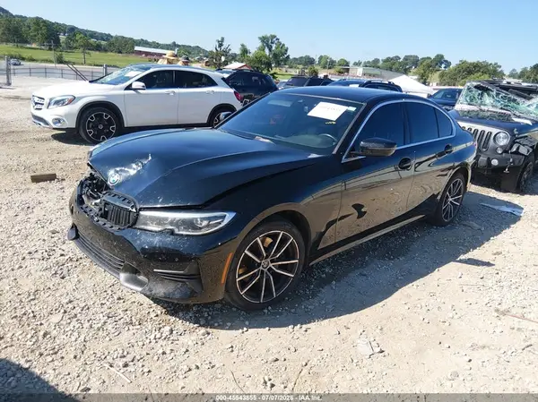 3MW5R1J05L8B03860 2020 BMW 3ER - Image 2