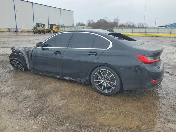 3MW5R1J05L8B05656 2020 BMW 3ER - Image 2