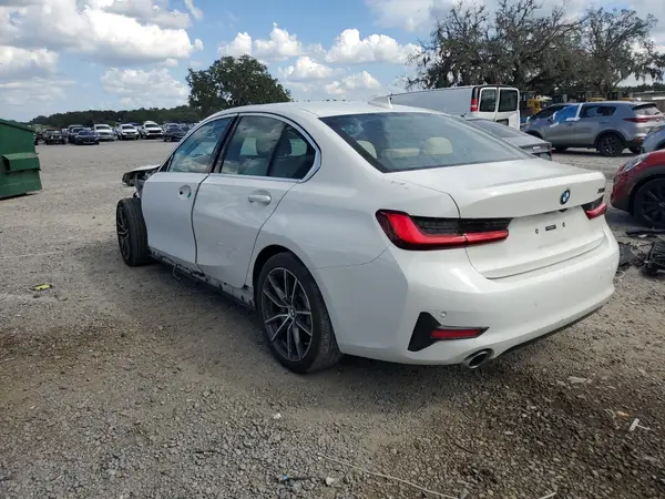 3MW5R1J05L8B07391 2020 BMW 3ER - Image 2