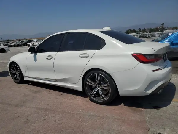 3MW5R1J05L8B14289 2020 BMW 3ER - Image 2