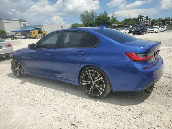 3MW5R1J05L8B15832 2020 BMW 3ER - Image 2