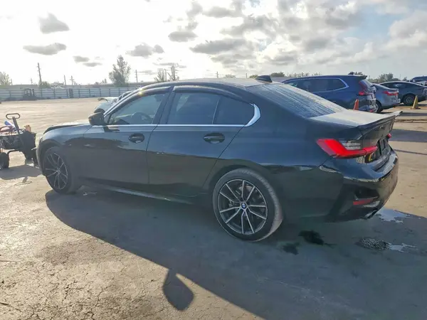3MW5R1J05L8B22604 2020 BMW 3ER - Image 2